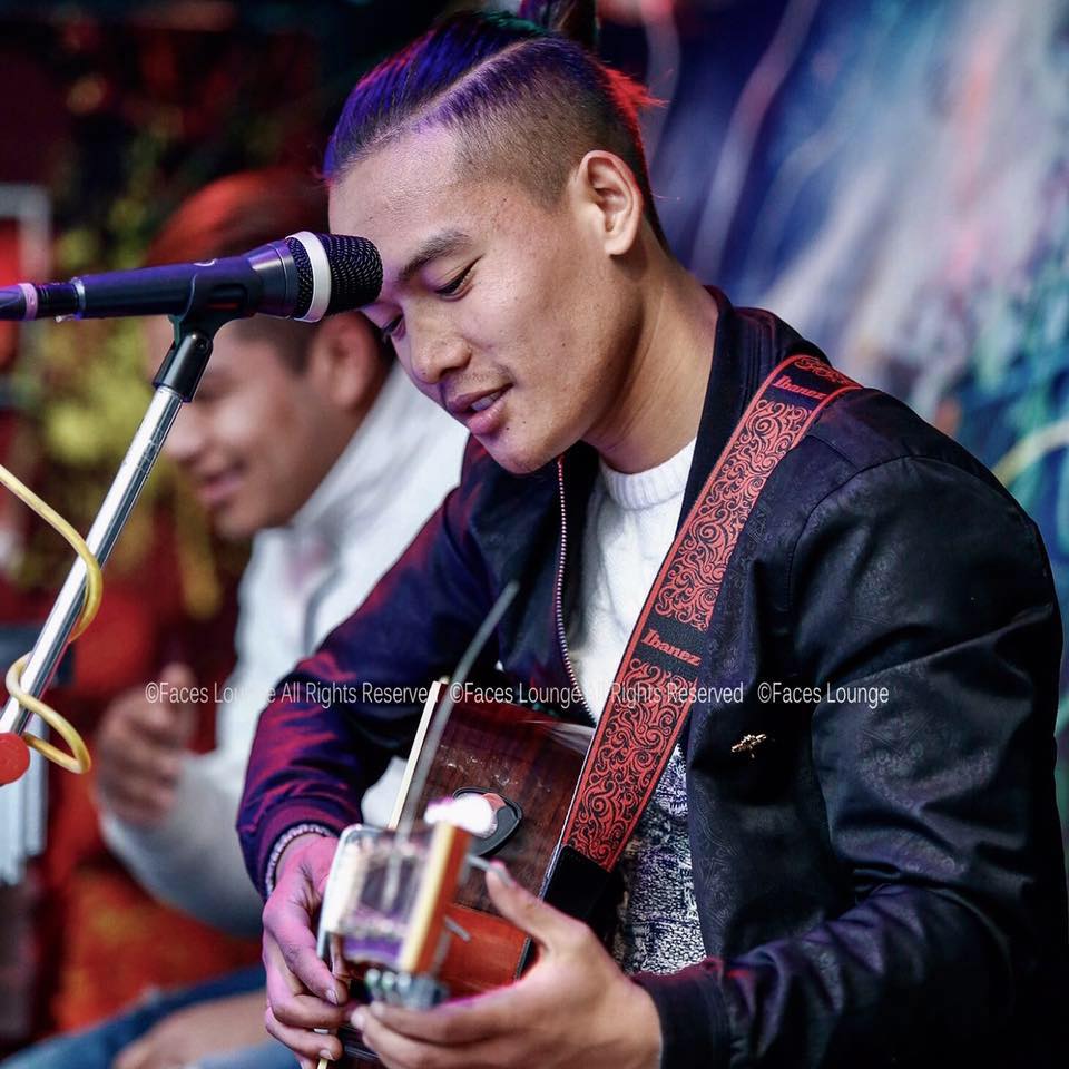 Tsundue Lama, musical soloist in Adelaide, photo 2