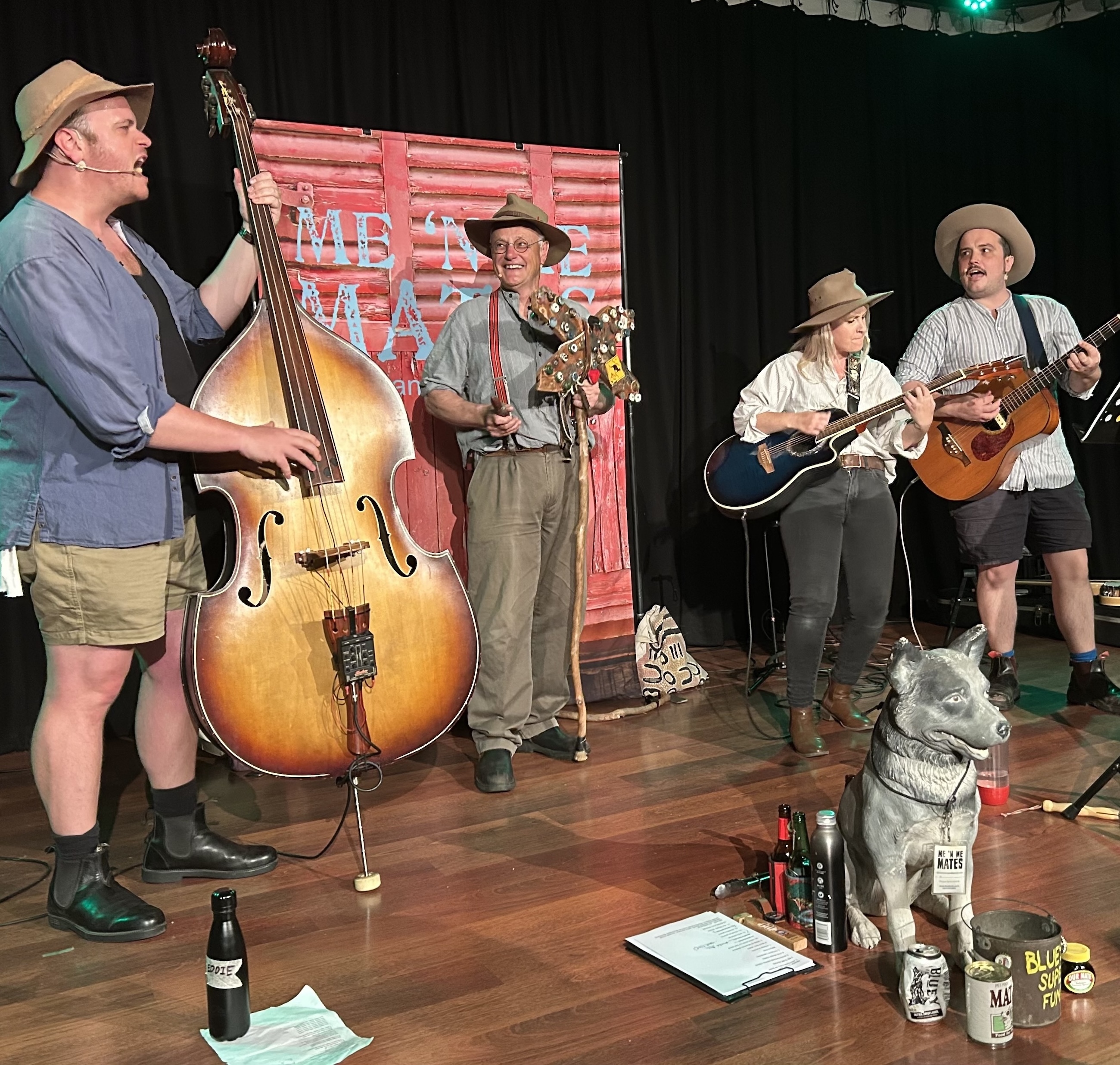 Me 'N Me Mates, bush band in Adelaide