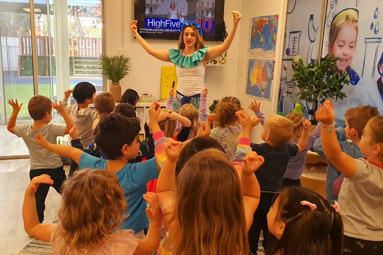 Fiesta with Miss Val, children's band in Adelaide, photo 3