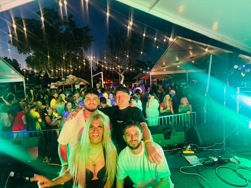 Day Drive, cover band in Adelaide, photo 2