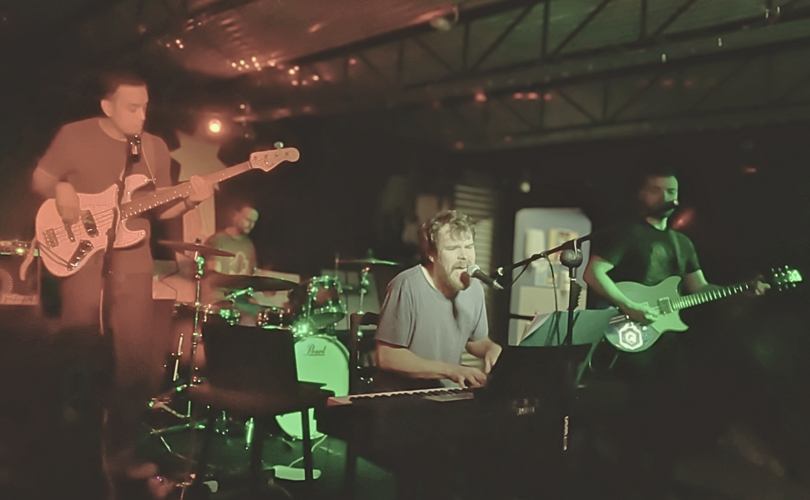 Groove Dealers, cover band in Adelaide, photo 3