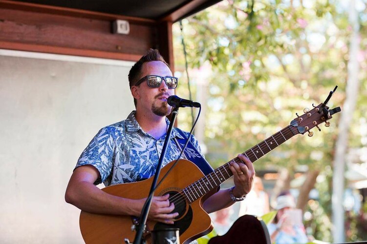 Chris McLaren Music, singer in Brisbane, photo 3