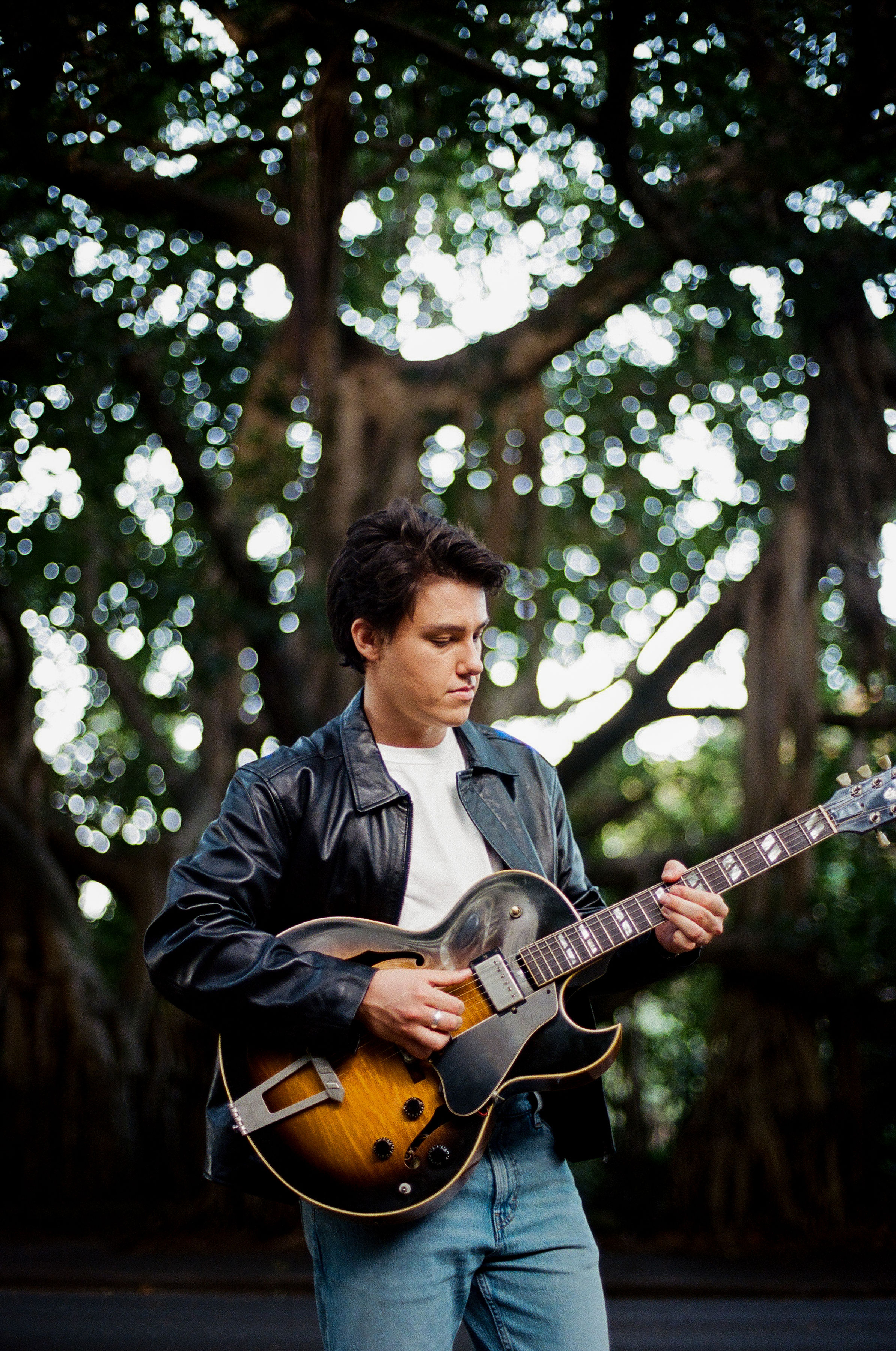 Daniel Williams, guitarist in Brisbane, photo 2