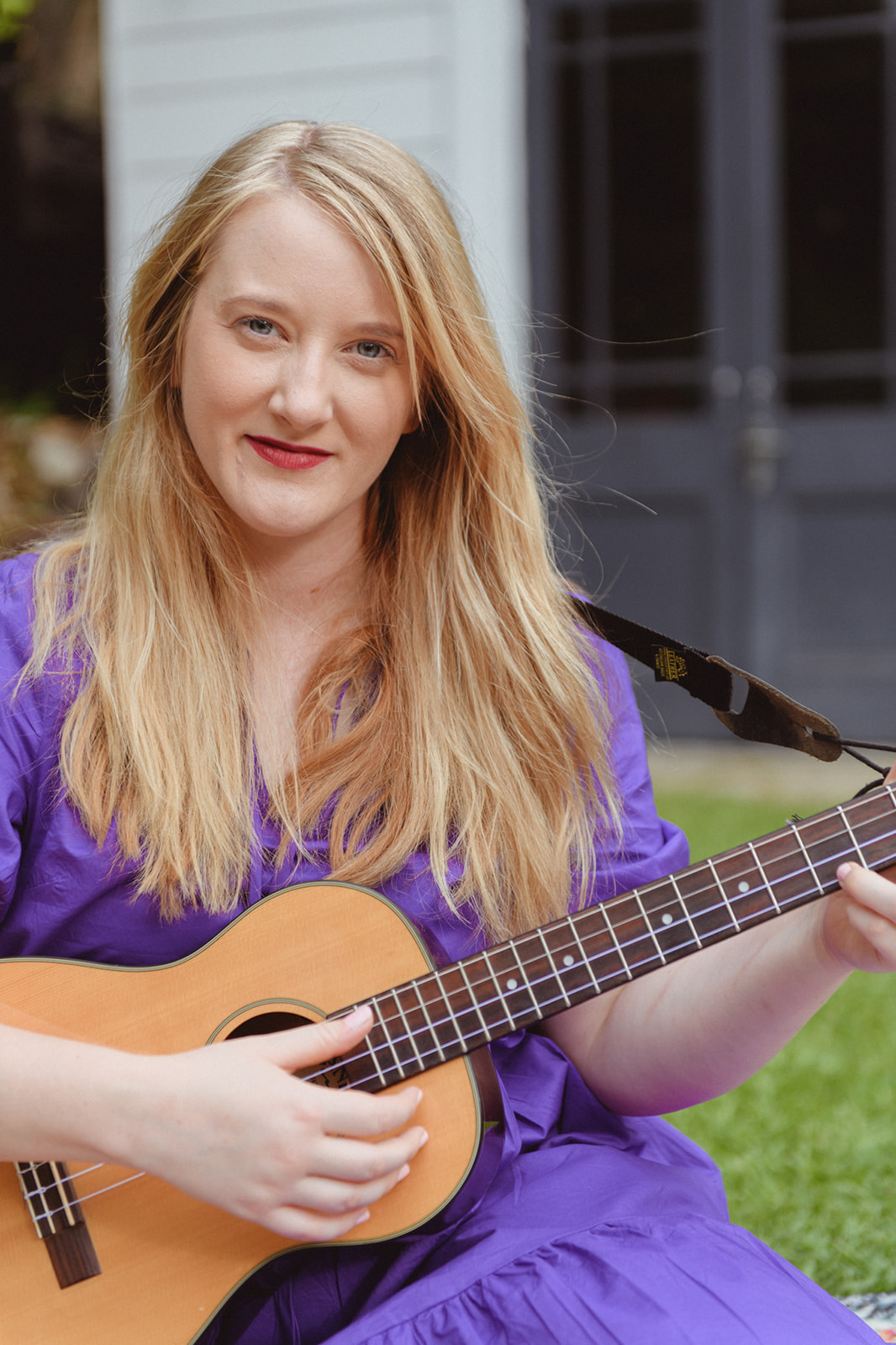 Miss Elm, jazz singer in Brisbane