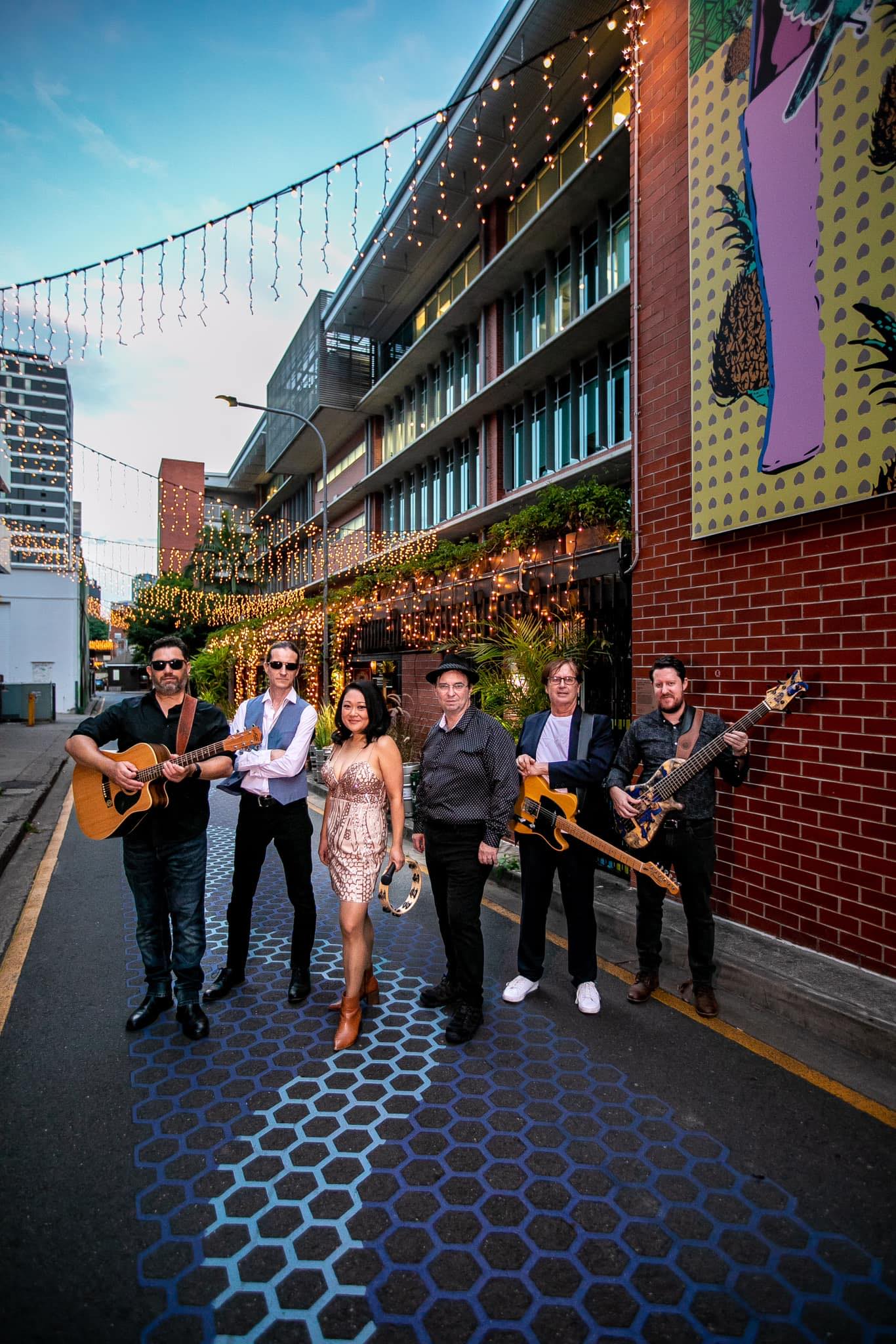 Caxton Club, cover band in Brisbane, photo 2
