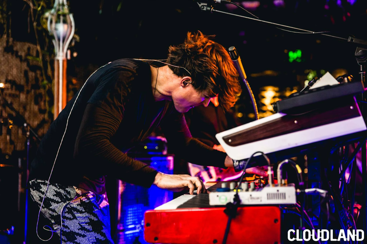 La Boum, cover band in Brisbane, photo 3