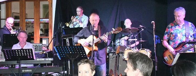 The Seratones, cover band in Brisbane, photo 3