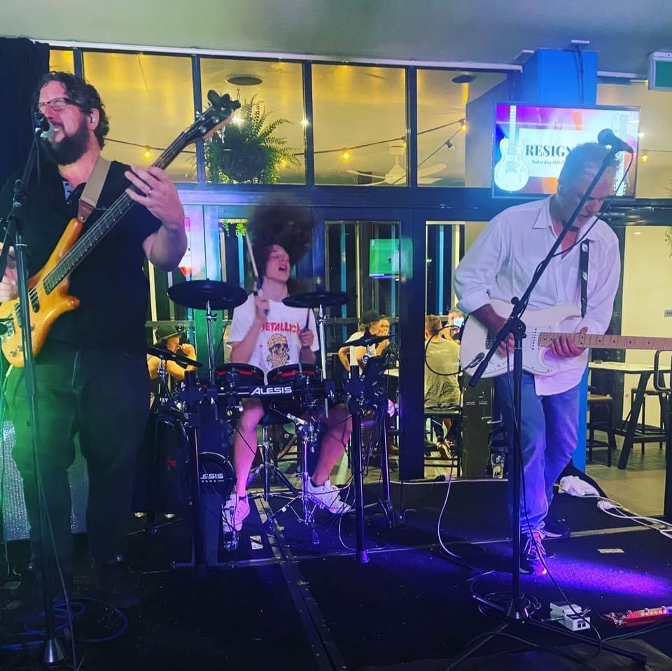 Resignation, musical duo in Brisbane