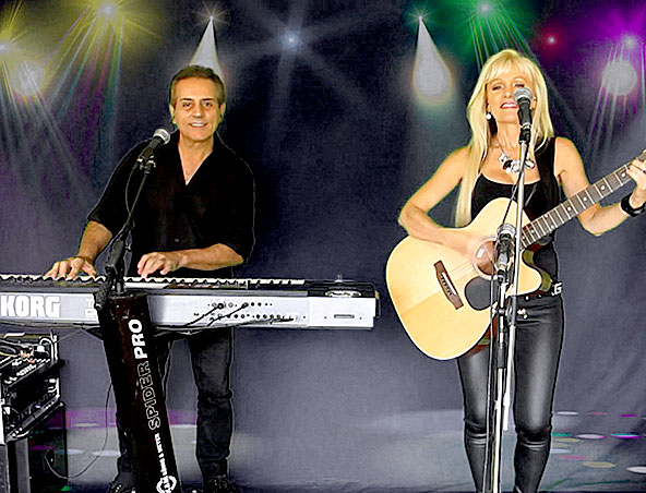 Street Cafe, musical duo in Brisbane