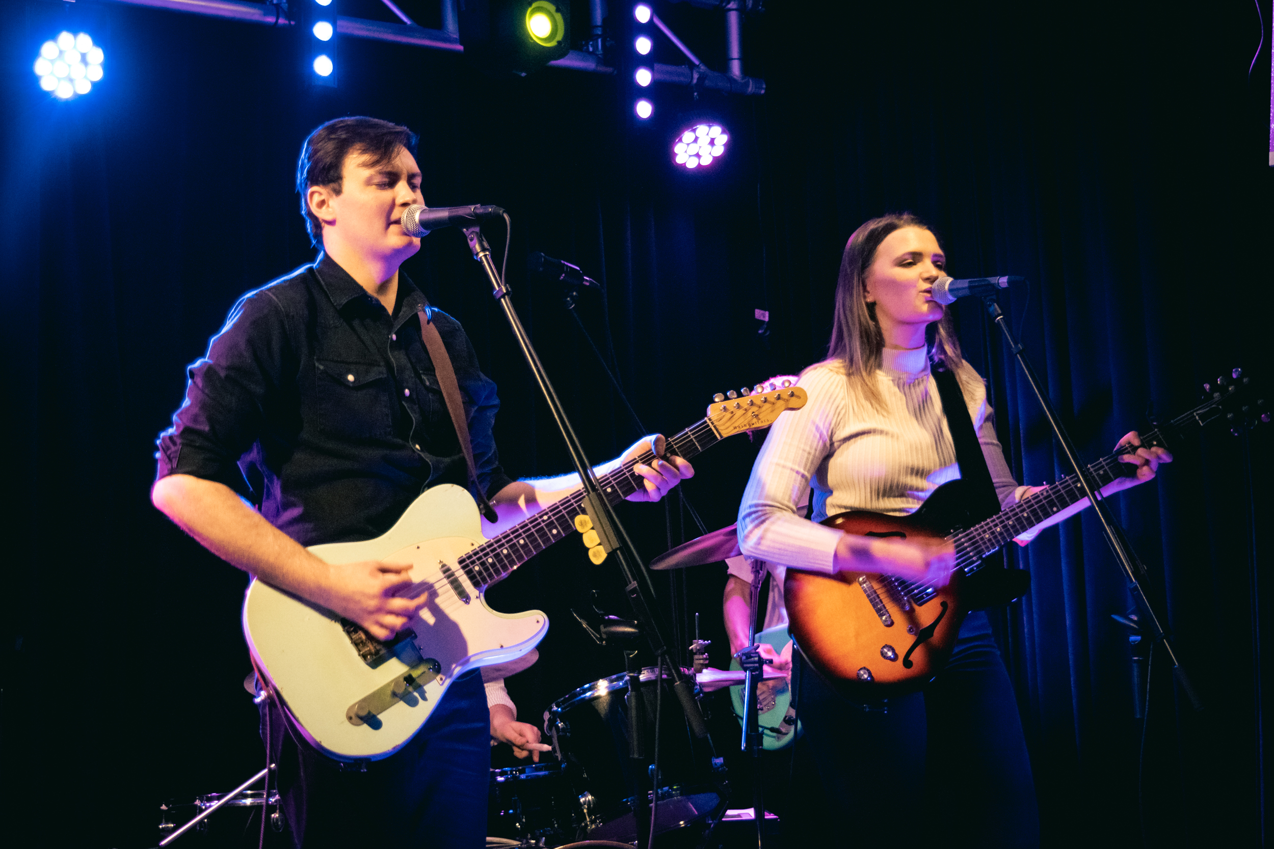 Taleena Peck, musical duo in Brisbane, photo 2