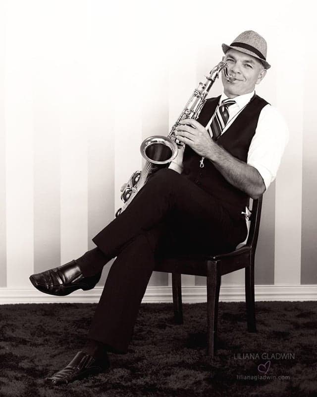 Smooth Operator, saxophone player in Brisbane, photo 2