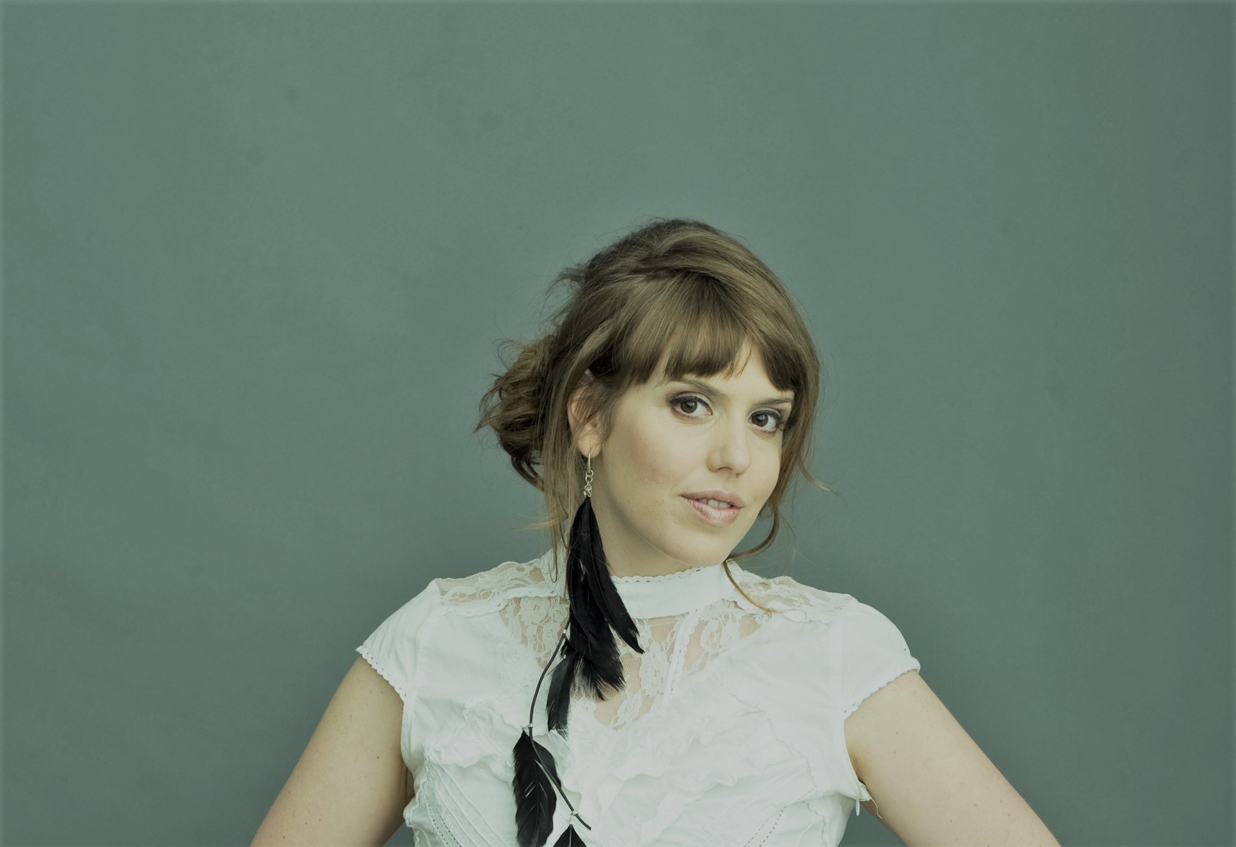 Pauline Maudy, singer in Brisbane
