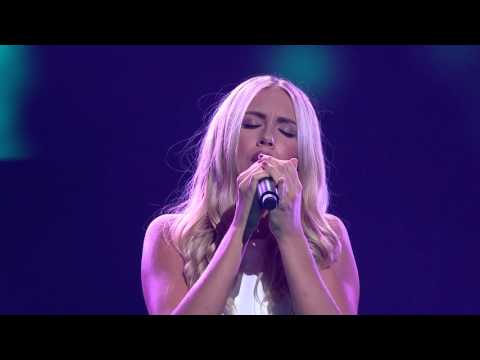 Tash Lockhart, singer in Brisbane