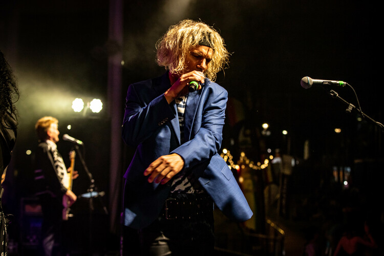 The 80s Vs 90s Show, tribute band in Brisbane, photo 2