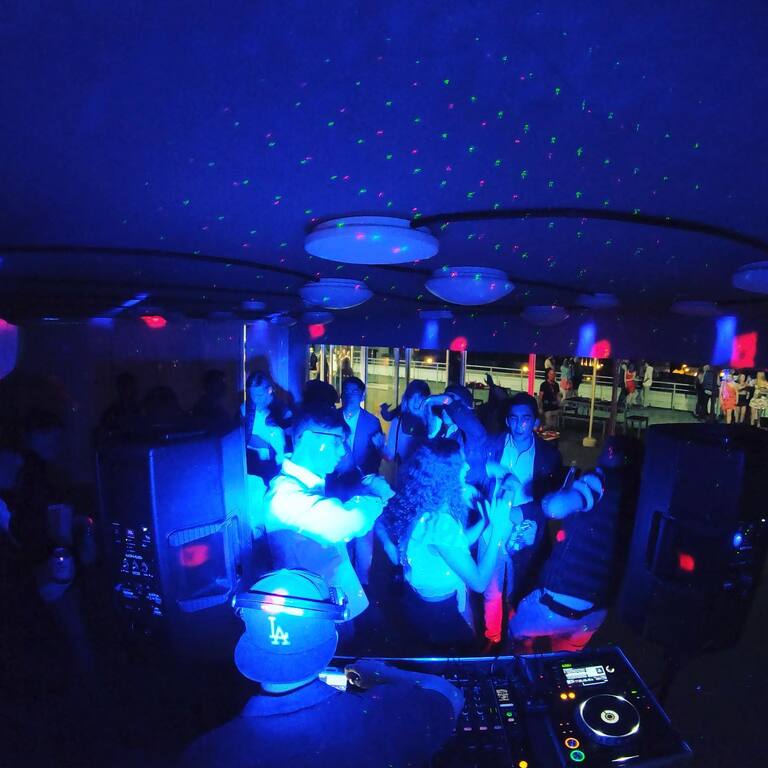 Loco Entertainment, wedding band in Brisbane, photo 3