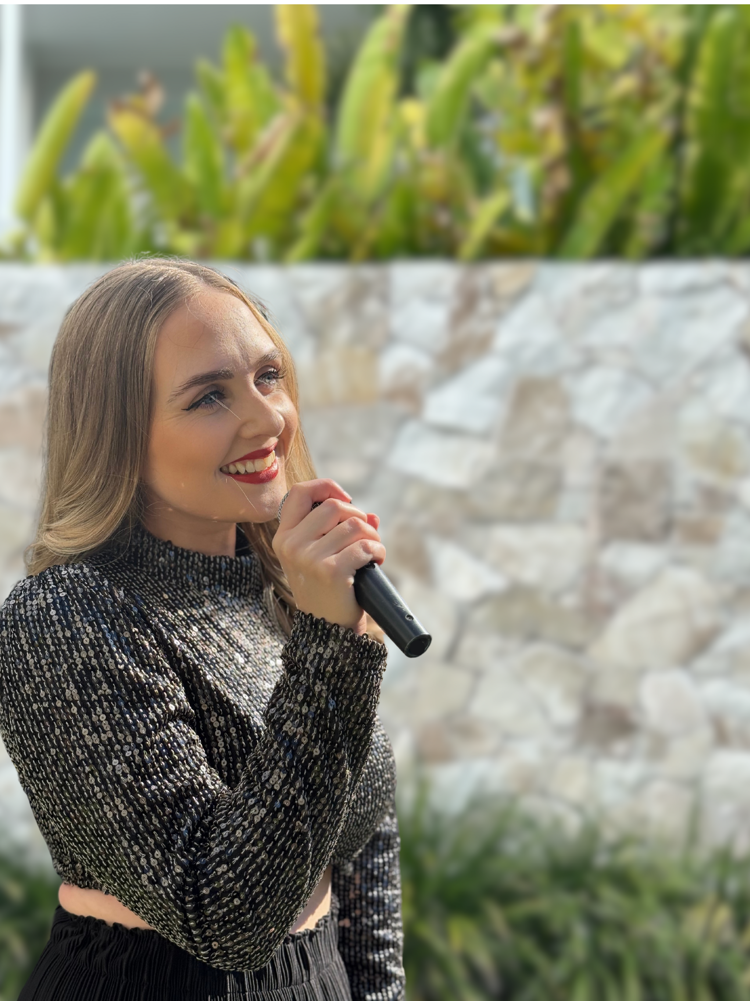 Allie, wedding singer in Brisbane, photo 2