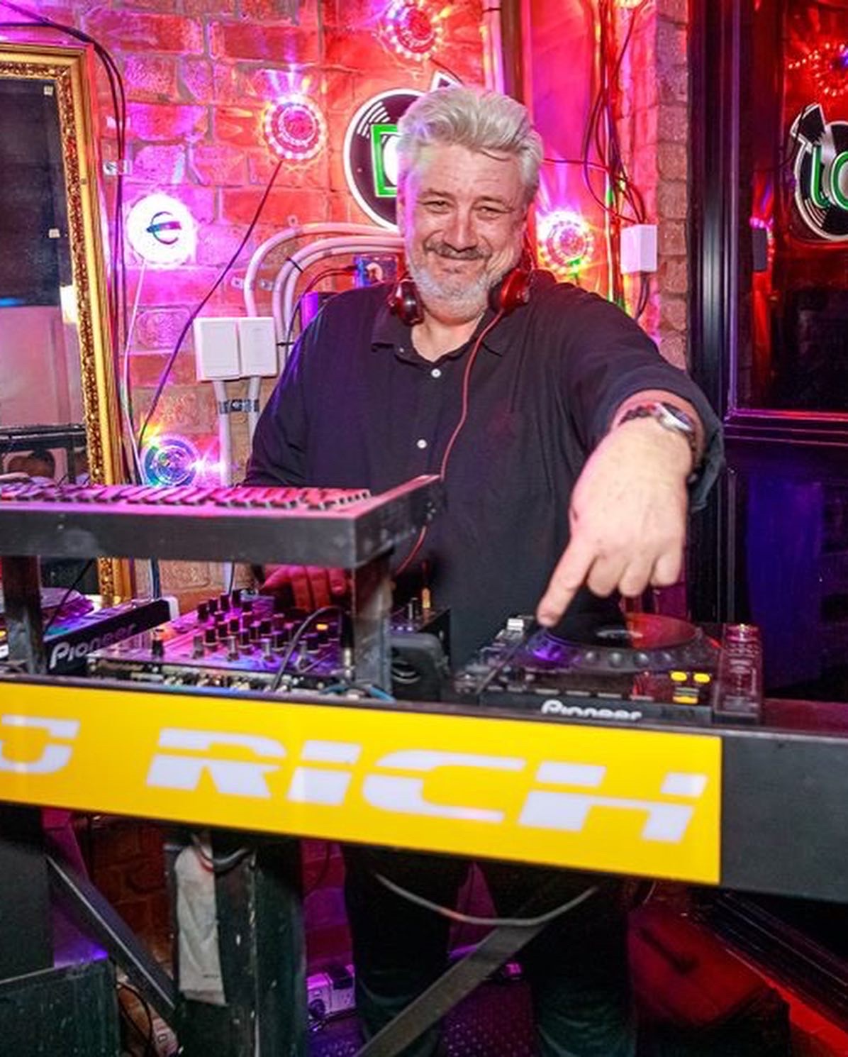 DJ Rich, live in Bundaberg Central, photo 2