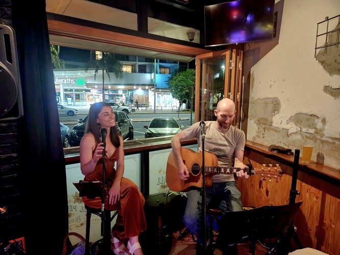 Afterglow Acoustics, musical duo in Byron Bay, photo 3