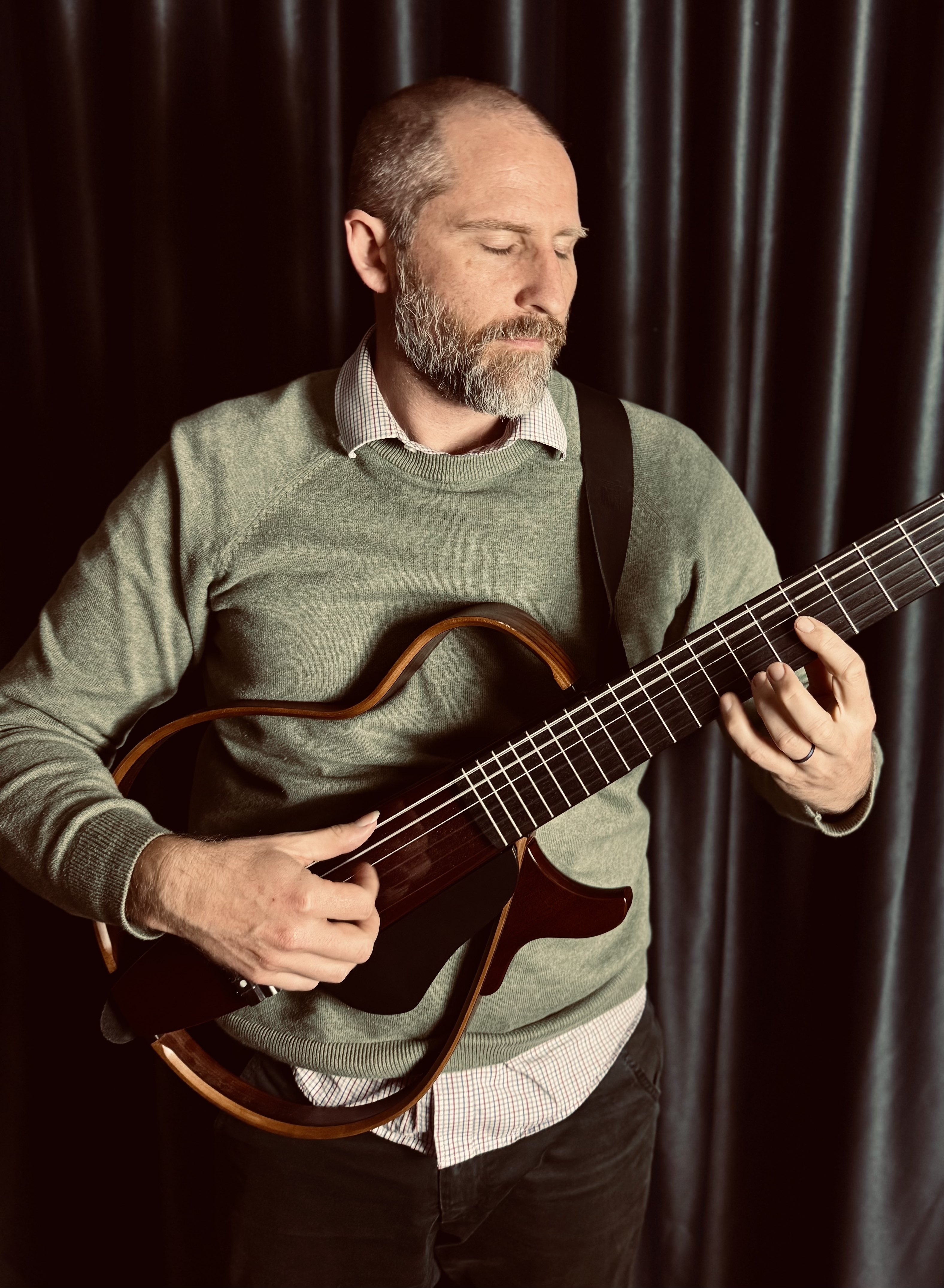 Tristan Bradley, classical guitarist in Cessnock, photo 2