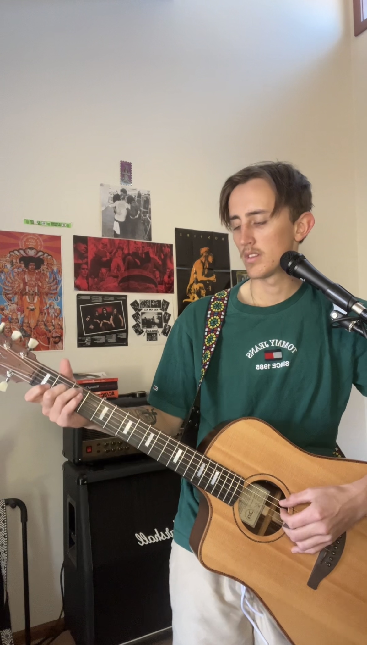 Stuart Taylor (strat), singer-songwriter in Cobar