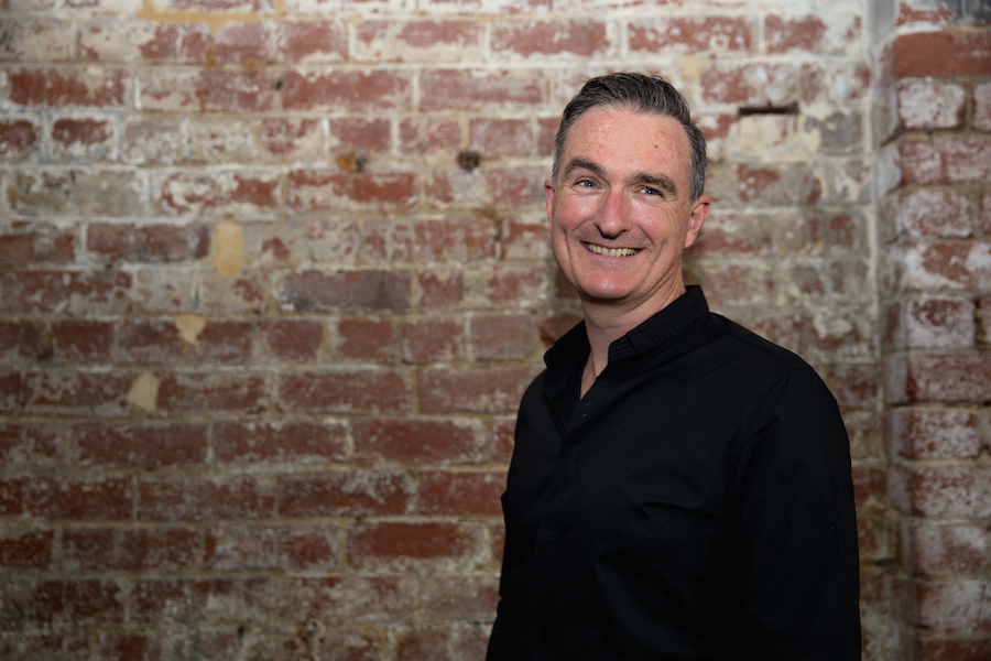 DUNCAN MACKINTOSH, entertainer in Perth