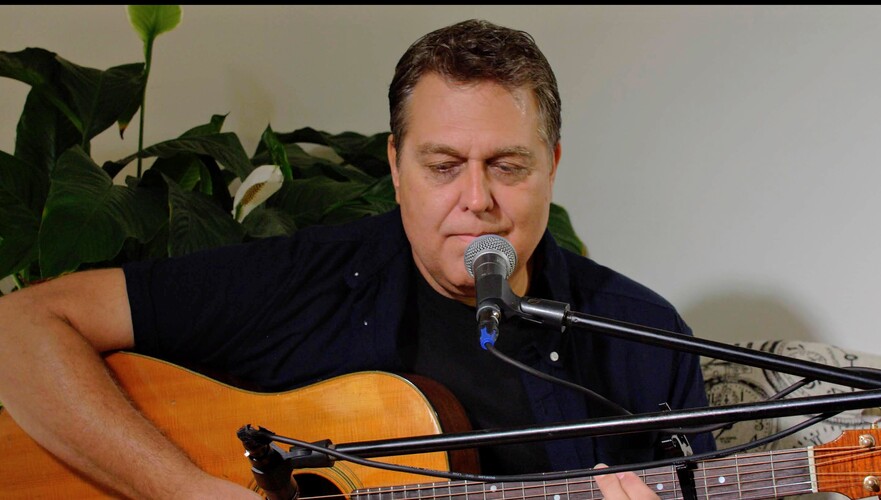 Just Phil, singer in Geelong, photo 3