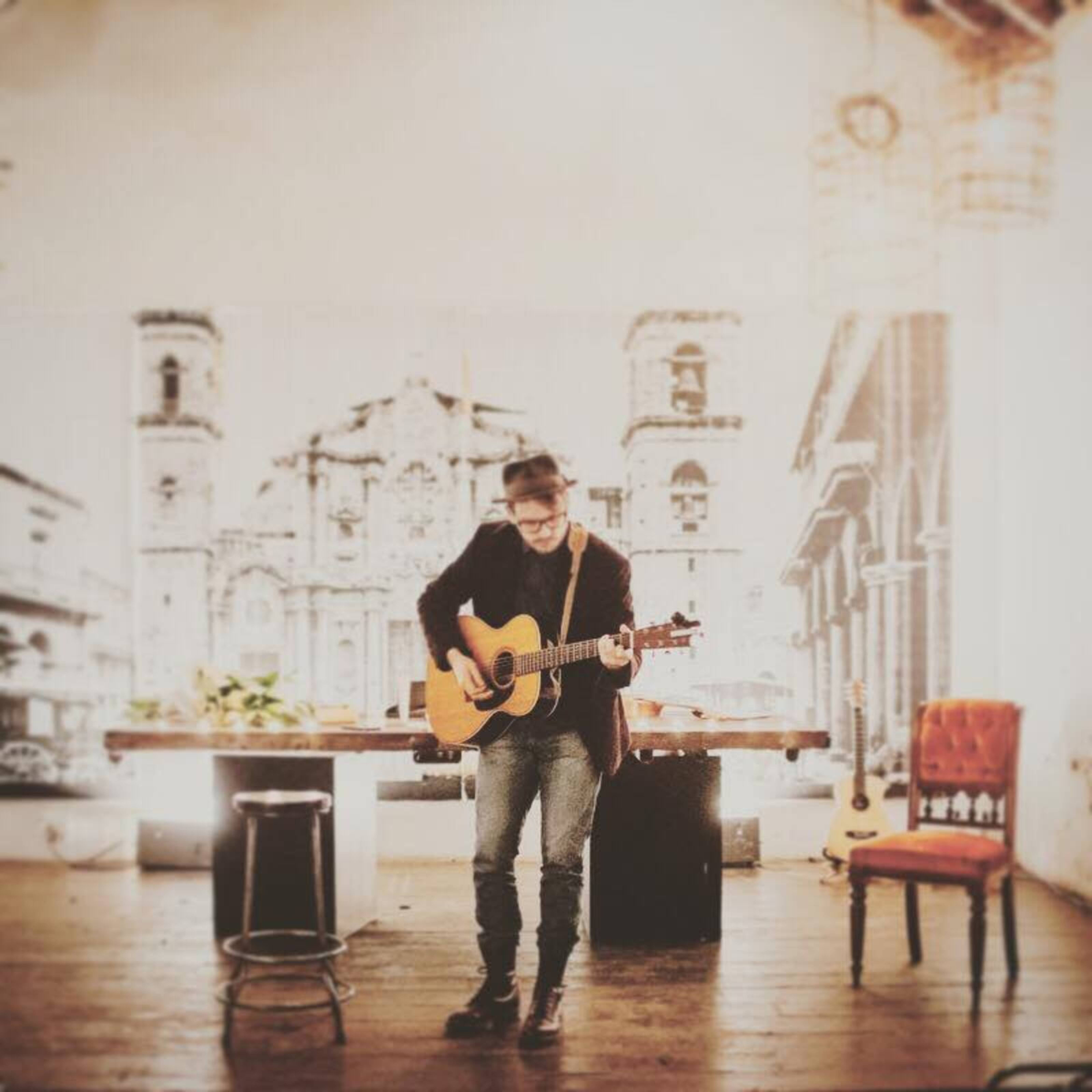 Paul-e Watson, singer in Geelong, photo 2