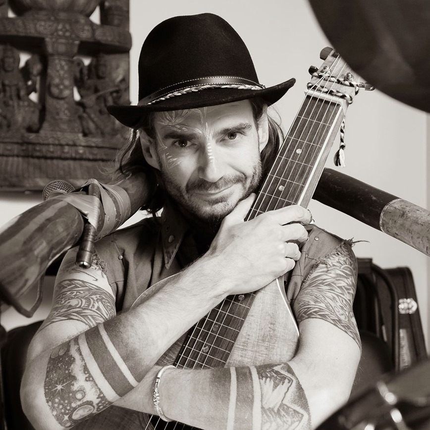 Jay Hoad, singer-songwriter in Gold Coast