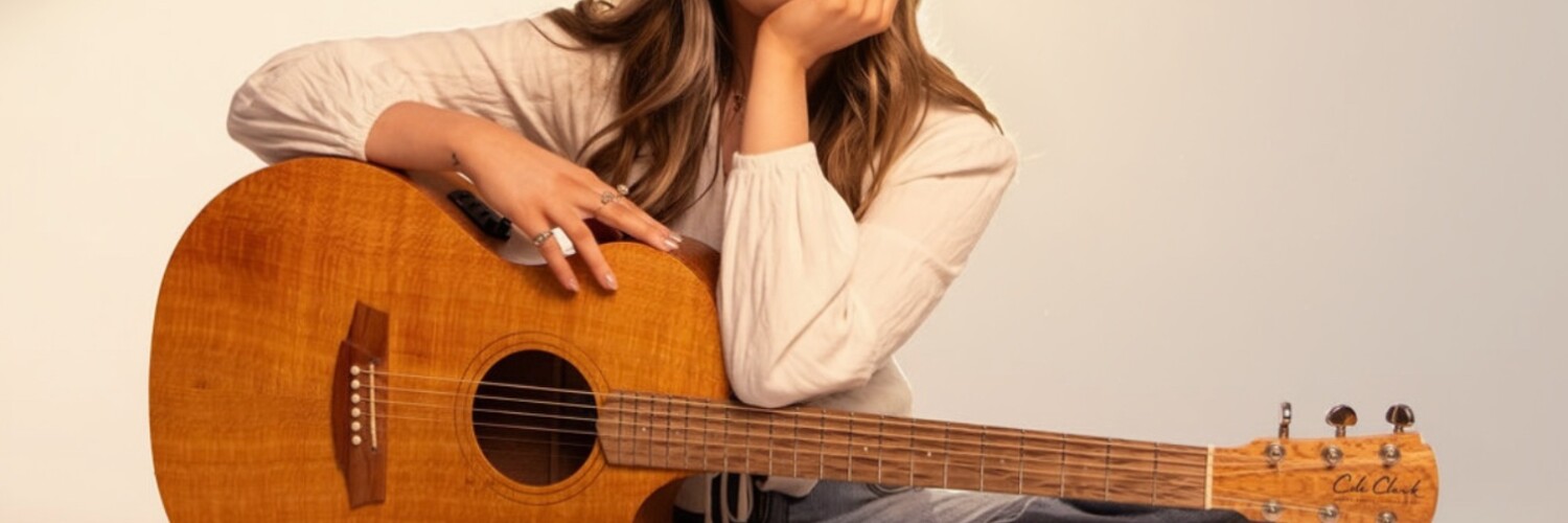 Liv Heyer, singer-songwriter in Gold Coast, photo 2
