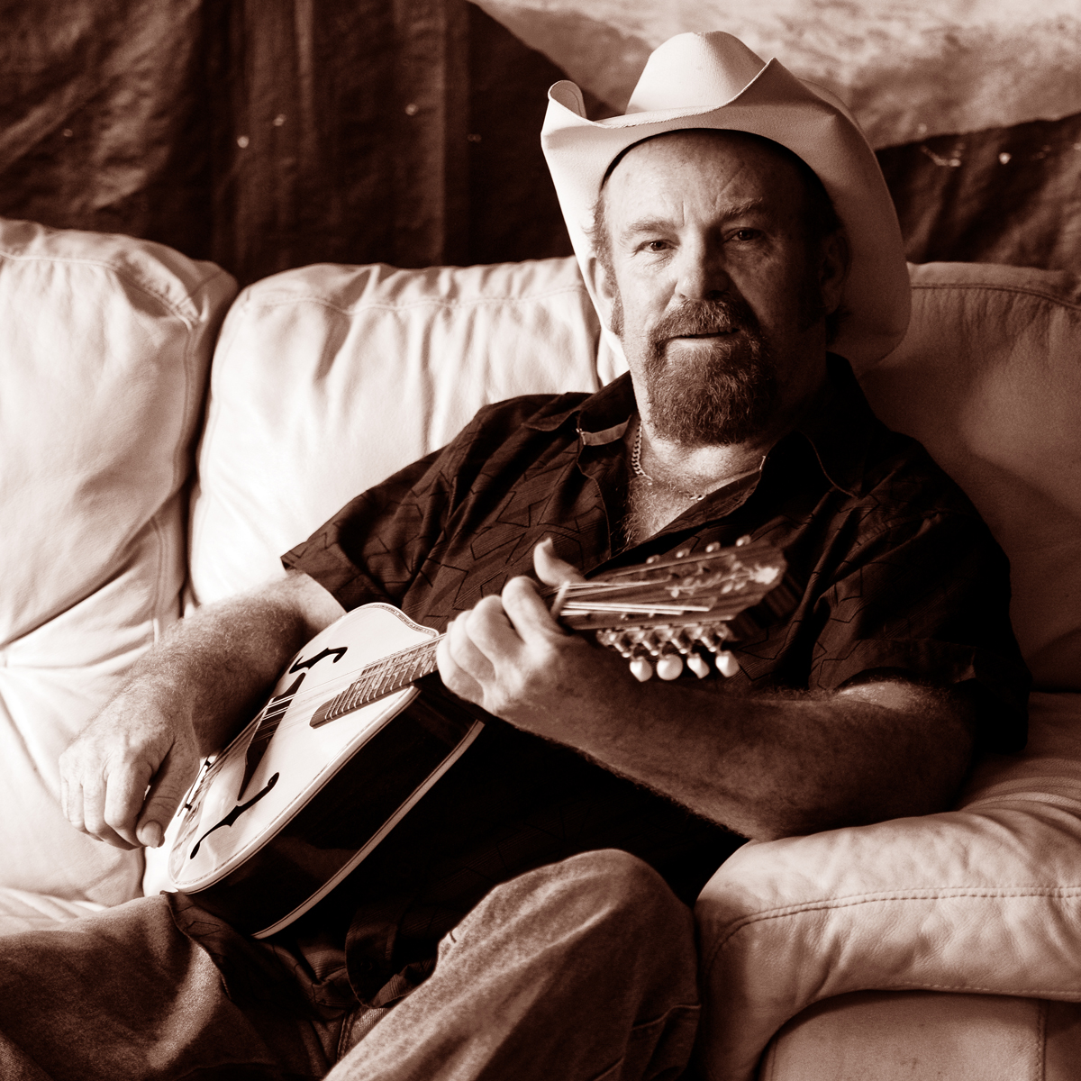 Paul Bonner Jones, singer-songwriter in Gold Coast