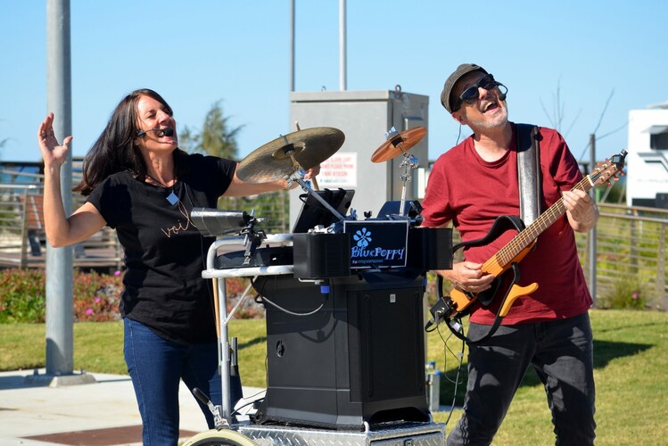 Blue Poppy, musical duo in Gold Coast, photo 3