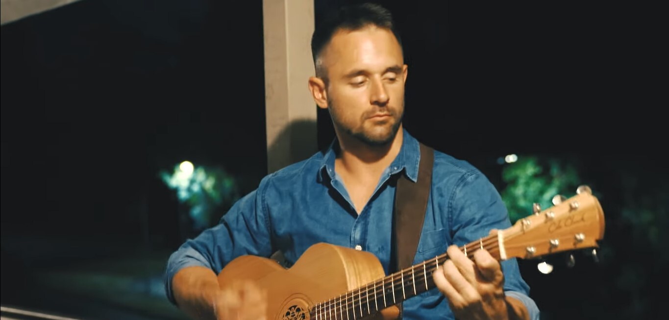 Ash and Danny Gold Coast Duo, wedding band in Gold Coast, photo 2