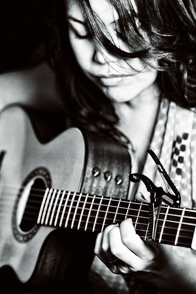 Angelene, singer in Hobart, photo 2