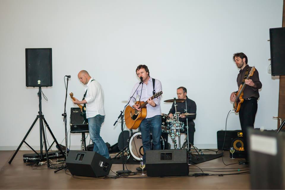 The Robinsons, wedding band in Hobart, photo 2