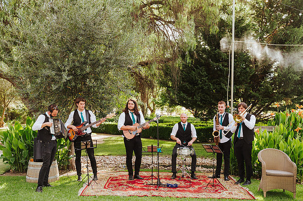 Evergreen, wedding band in Hunter Valley, photo 3