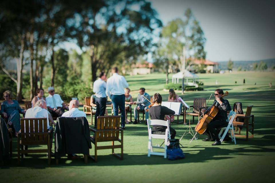 Two Play Strings, wedding band in Hunter Valley, photo 3