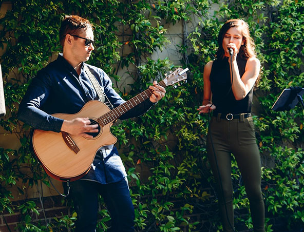 Acoustic Joyride, musical duo in Melbourne