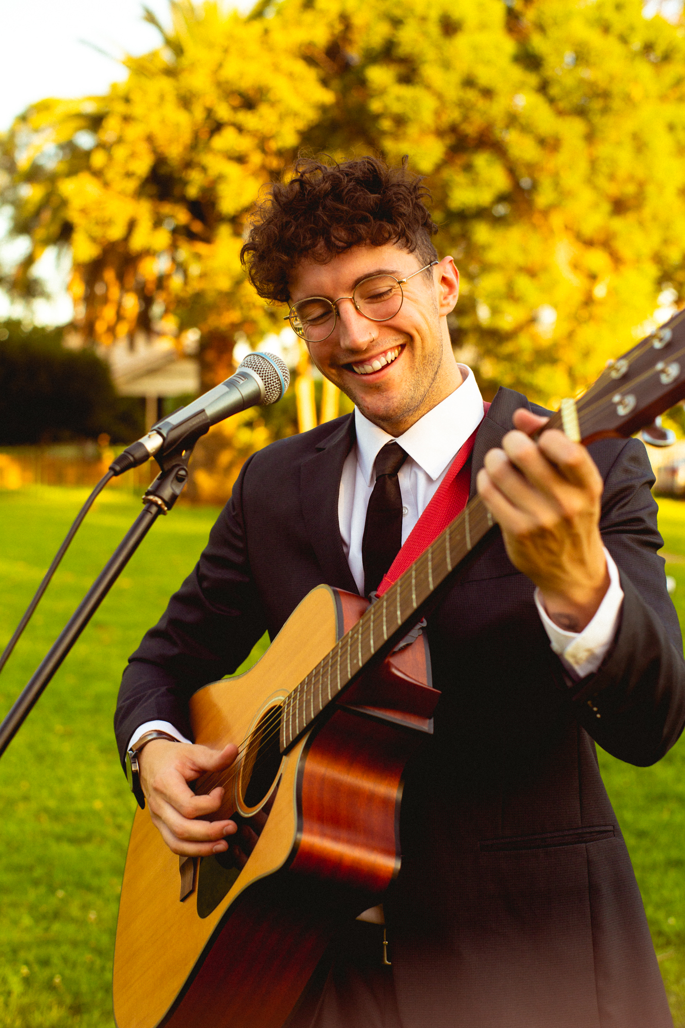 Bailey Sampson, singer in Melbourne