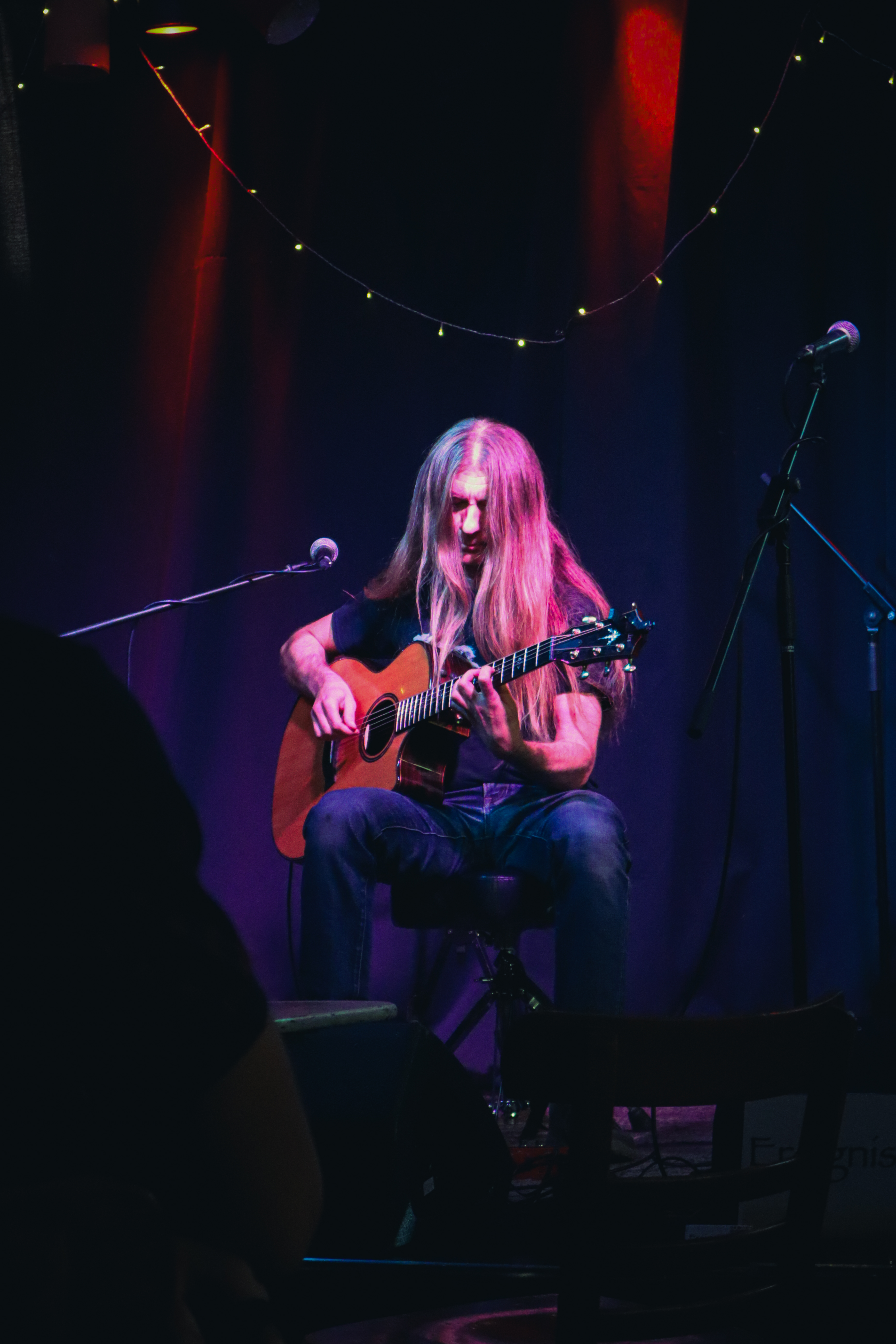 Ereignis, guitarist in Melbourne