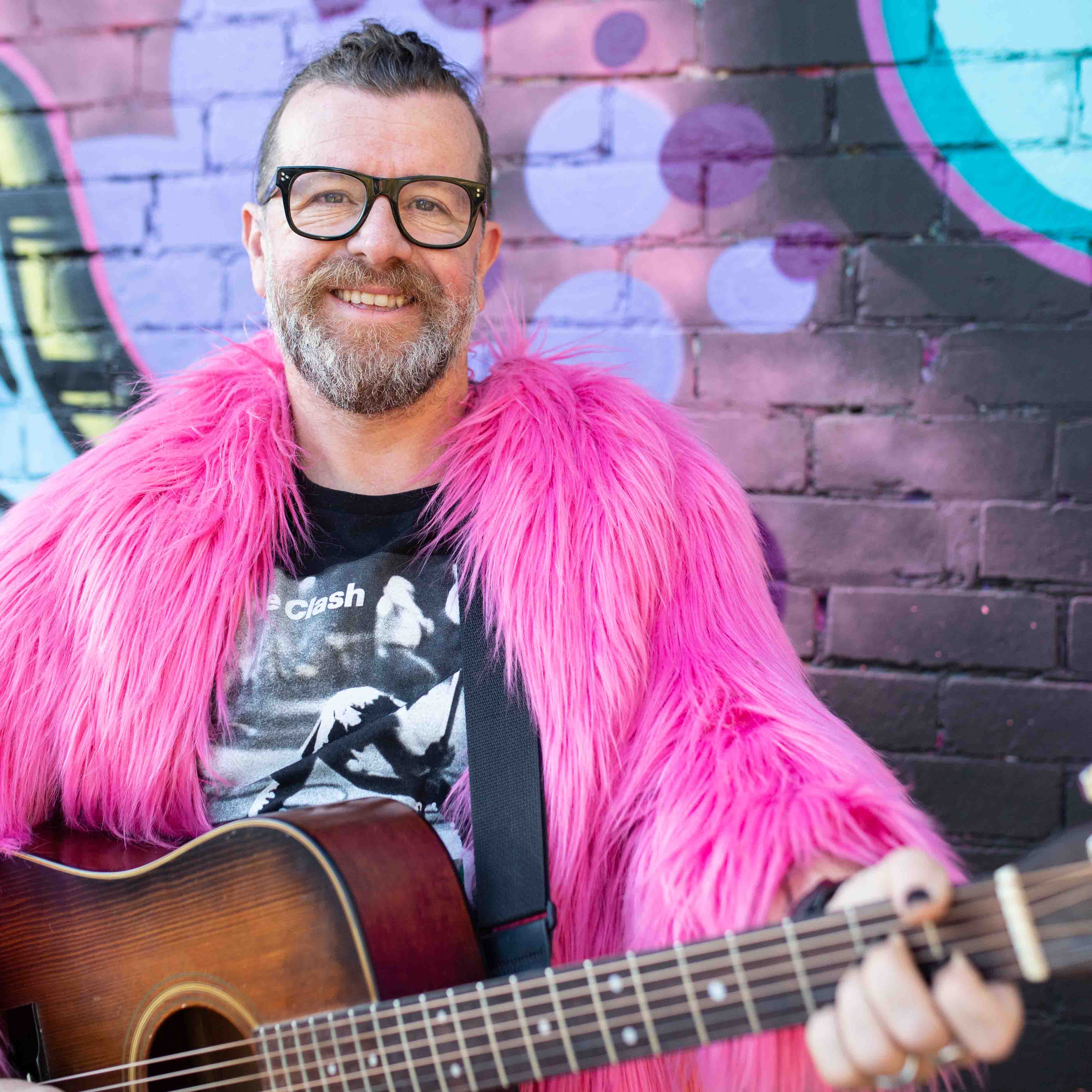 Fidel Monk, folk singer in Melbourne