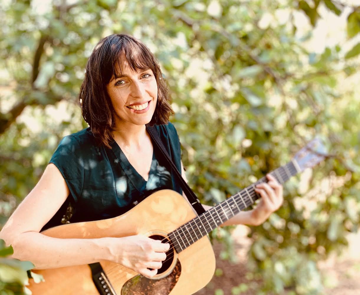 Frances Rose Acoustic, singer in Melbourne