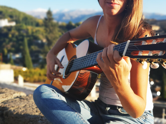 Laura de Elvira, musical soloist in Melbourne, photo 3