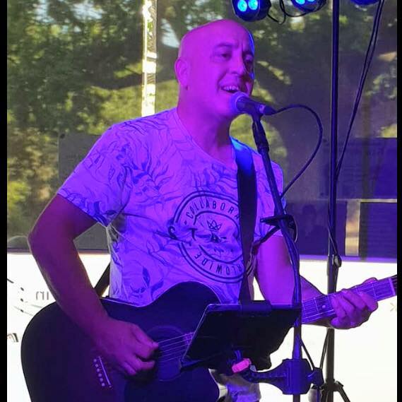 Michael, singer in Melbourne