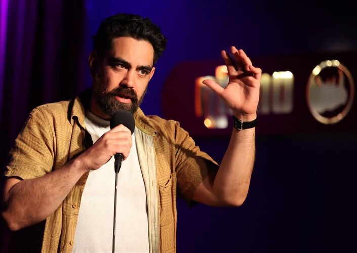 Steven Bradshaw, comedian in Melbourne, photo 3
