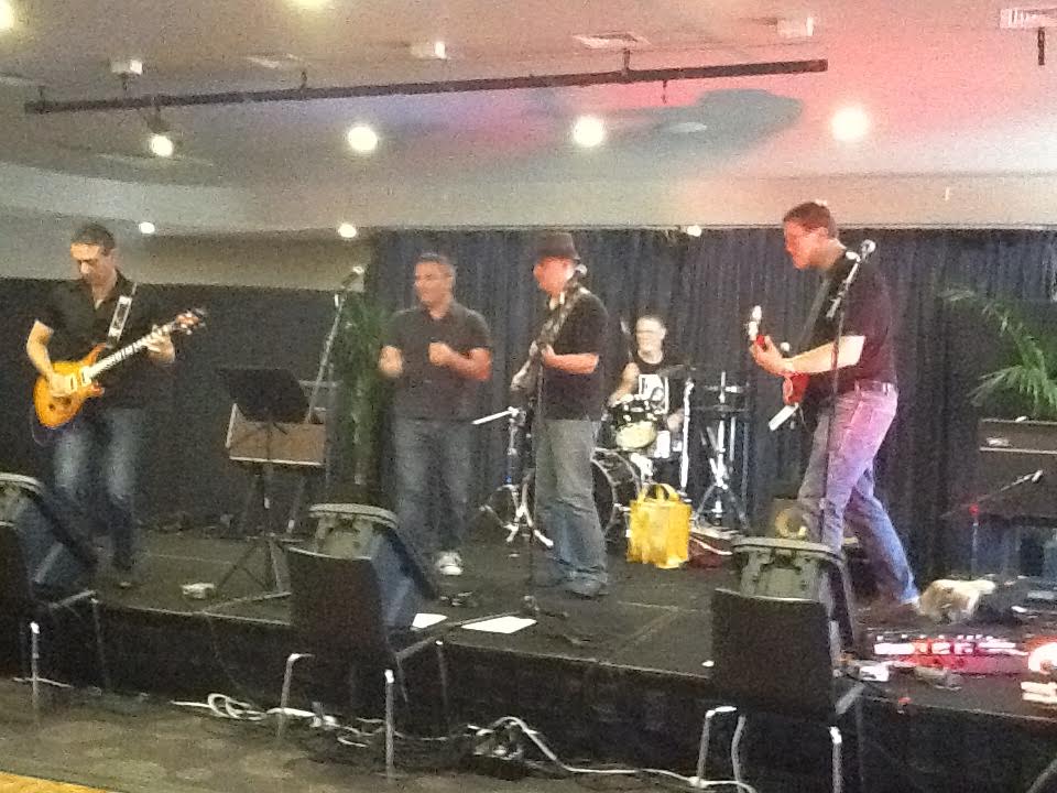 Max Zero, cover band in Melbourne, photo 2