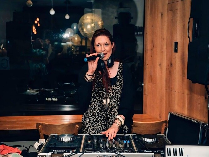 Melbourne DJ Collective, live in Melbourne
