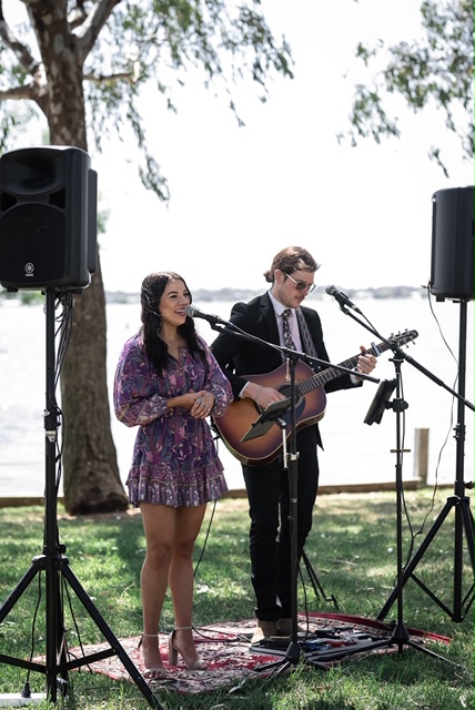 Between the Covers, musical duo in Melbourne, photo 2