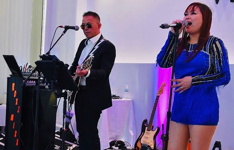 Roxx Mixx, musical duo in Melbourne, photo 2