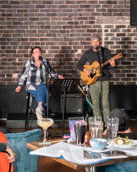 SideBySound, musical duo in Melbourne, photo 2