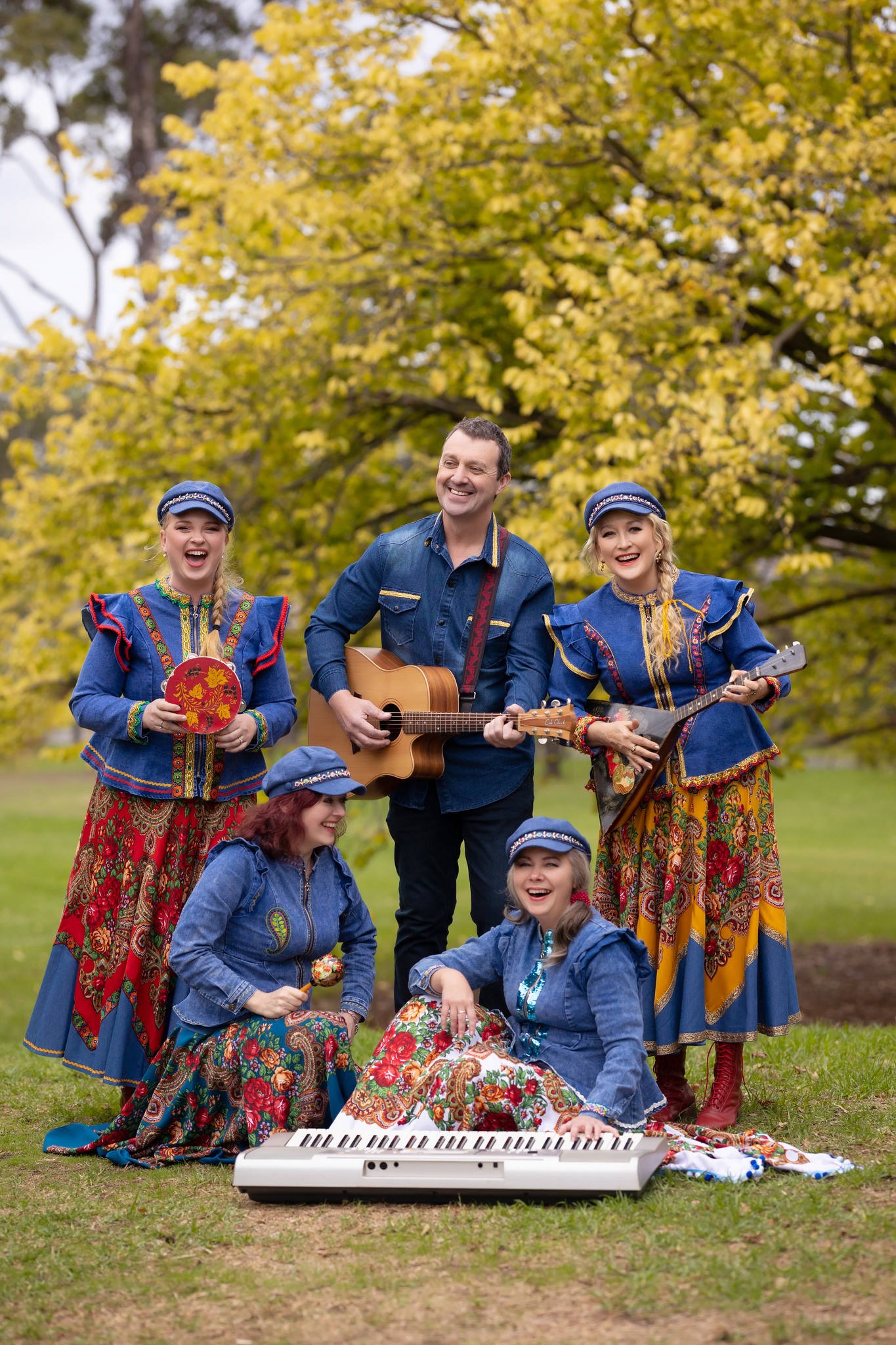 Trali-Vali, folk band in Melbourne, photo 2